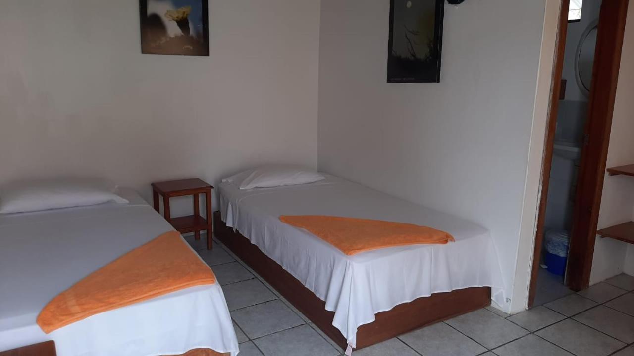 Hostal Tero Real Puerto Villamil Eksteriør bilde