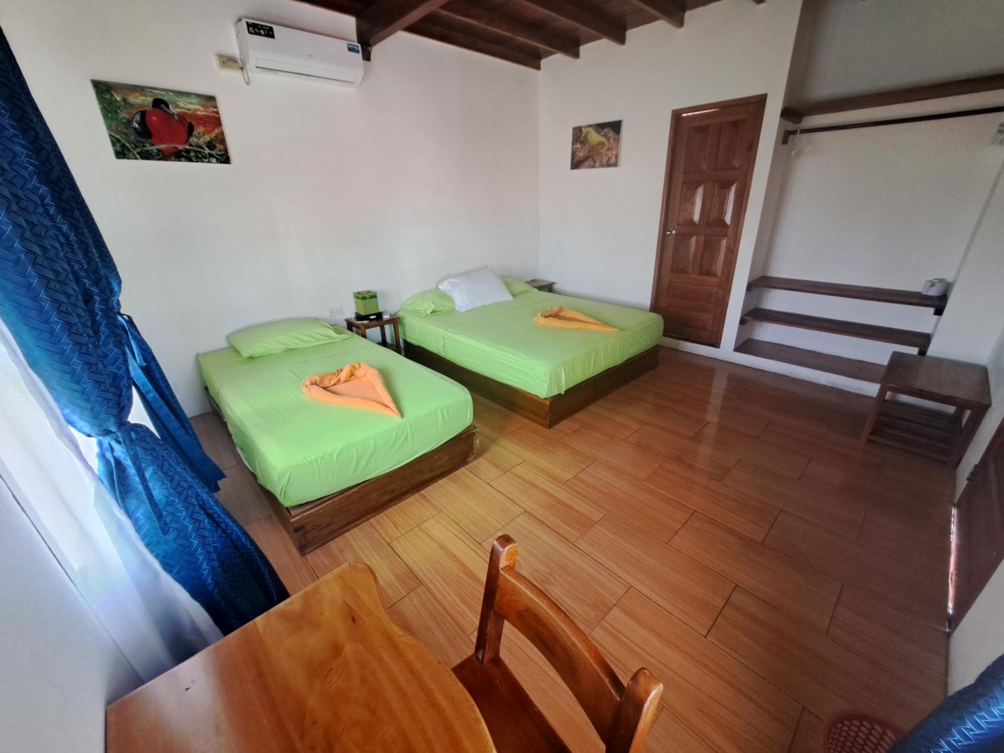 Hostal Tero Real Puerto Villamil Rom bilde